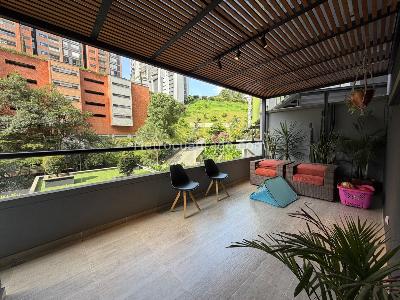 Apartamento de 2 alcobas en venta en Loma De Las Brujas, Envigado, 110 m² · foto 11 de 15