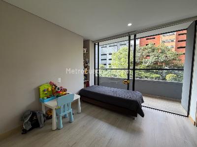 Apartamento de 2 alcobas en venta en Loma De Las Brujas, Envigado, 110 m² · foto 12 de 15