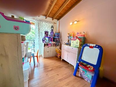 Casa de 3 alcobas en venta en La Sebastiana, Envigado, 268 m² · foto 12 de 18
