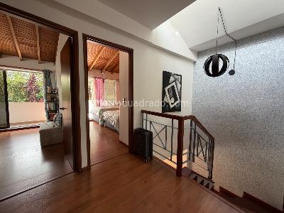 Casa de 3 alcobas en venta en La Sebastiana, Envigado, 268 m² · foto 16 de 18