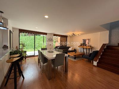 Casa de 3 alcobas en venta en La Sebastiana, Envigado, 268 m² · foto 2 de 18