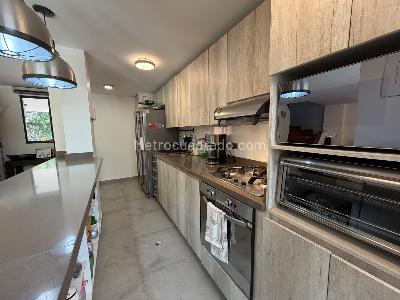 Casa de 3 alcobas en venta en La Sebastiana, Envigado, 268 m² · foto 5 de 18