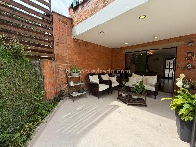 Casa de 3 alcobas en venta en La Sebastiana, Envigado, 268 m² · foto 7 de 18