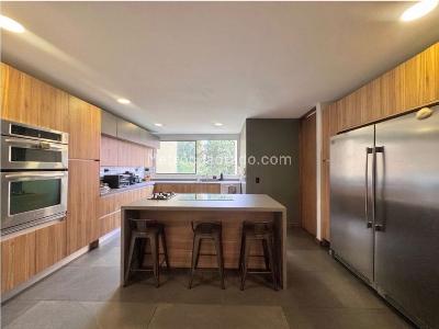 Apartamento de 3 alcobas en venta en Poblado La Concha, Medellín, 322 m² · foto 1 de 13