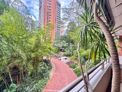 Apartamento de 3 alcobas en venta en Poblado La Concha, Medellín, 322 m² · foto 7 de 13