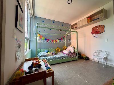 Apartamento en venta en Loma Del Escobero, Envigado · foto 12 de 16