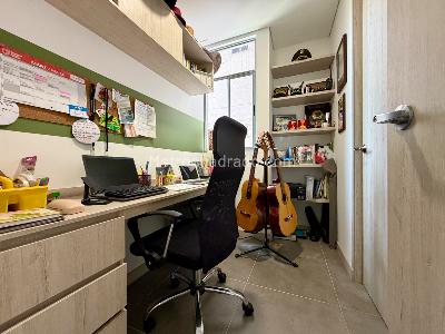 Apartamento en venta en Loma Del Escobero, Envigado · foto 16 de 16