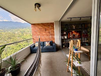 Apartamento en venta en Loma Del Escobero, Envigado · foto 7 de 16