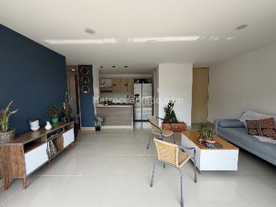 Apartamento de 3 alcobas en venta en El Poblado Loma Del Indio, Medellín, 72 m² · foto 13 de 14