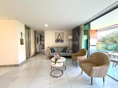 Apartamento de 3 alcobas en venta en Loma De Losmesa, Envigado, 116 m² · foto 2 de 20