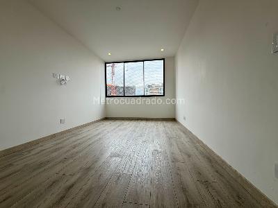 Apartamento de 2 alcobas en venta en Sector Padre Marianito, Medellín, 81 m² · foto 10 de 14