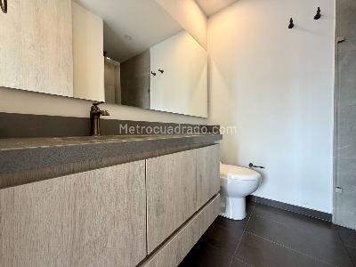 Apartamento de 2 alcobas en venta en Sector Padre Marianito, Medellín, 81 m² · foto 13 de 14