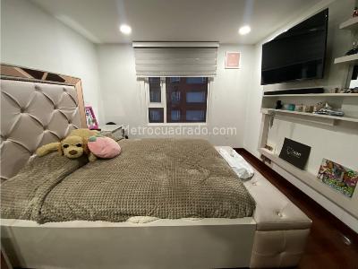 Apartamento de 4 alcobas en venta en Ciudad Salitre Oriental, Bogotá, 240 m² · foto 11 de 17