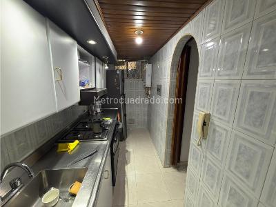 Apartamento en venta en Ciudad Salitre Occidente, Bogotá · foto 3 de 9