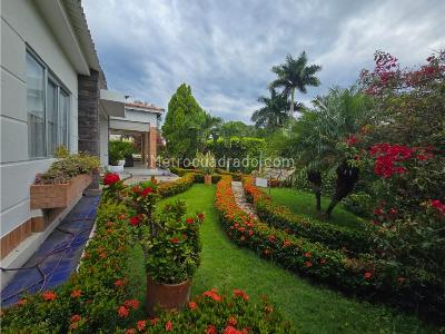 Casa de 4 alcobas en venta en Neiva, Neiva, 300 m² · foto 2 de 18