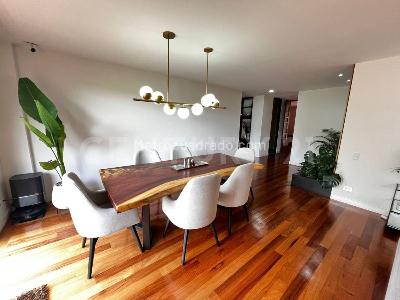 Apartamento de 4 alcobas en venta en Balcones De Lindaraja, Bogotá, 319 m² · foto 3 de 20