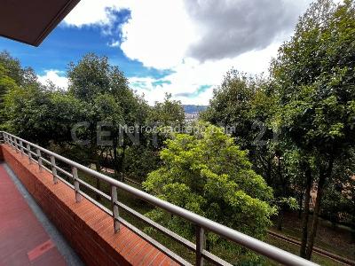 Apartamento de 4 alcobas en venta en Balcones De Lindaraja, Bogotá, 319 m² · foto 4 de 20