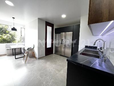 Apartamento de 4 alcobas en venta en Balcones De Lindaraja, Bogotá, 319 m² · foto 12 de 20