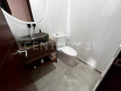 Apartamento de 4 alcobas en venta en Balcones De Lindaraja, Bogotá, 319 m² · foto 17 de 20