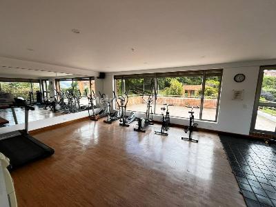 Apartamento de 4 alcobas en venta en Balcones De Lindaraja, Bogotá, 319 m² · foto 19 de 20