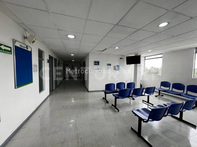 Edificio de Oficinas en Arriendo, Marsella, Bogotá D.C. - Mehr