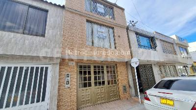 Casa en Venta, Villa Del Rio, Bogotá D.C.