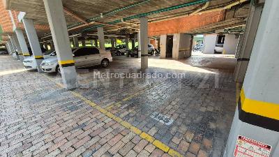Casa de 3 alcobas en venta en Castilla, Bogotá, 75 m² · foto 17 de 20