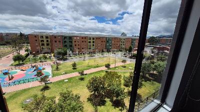 Casa de 3 alcobas en venta en Castilla, Bogotá, 75 m² · foto 9 de 20