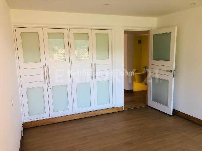 Apartamento de 3 alcobas en arriendo en Chico Reservado, Bogotá, 246 m² · foto 9 de 20