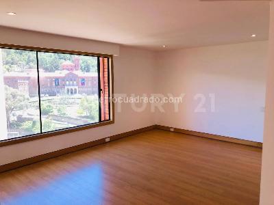 Apartamento de 3 alcobas en arriendo en Chico Reservado, Bogotá, 246 m² · foto 11 de 20