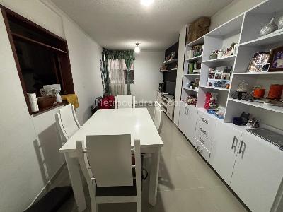Apartamento de 3 alcobas en venta en Primero De Mayo, Cali, 78 m² · foto 8 de 20