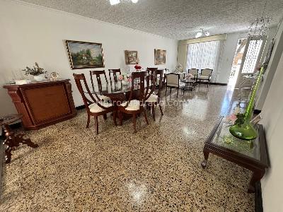 Casa de 4 alcobas en venta en El Limonar, Cali, 260 m² · foto 2 de 20