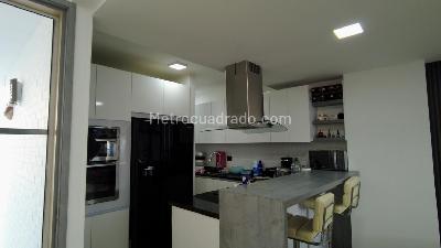 Casa de 3 alcobas en venta en El Castillo, Cali, 150 m² · foto 4 de 20