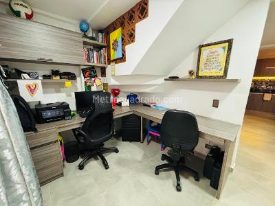 Casa de 5 alcobas en venta en Caney, Cali, 220 m² · foto 3 de 20