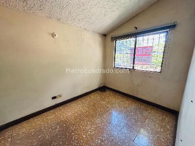 Casa de 4 alcobas en venta en El Refugio, Cali, 208 m² · foto 14 de 19