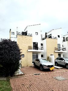 House for rent in CR MANZANILLO, Chía