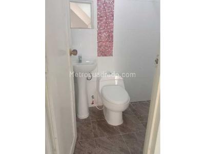 Casa de 5 alcobas en venta en Alfaguara, Cali, 240 m² · foto 16 de 20