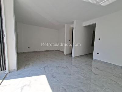 Casa de 5 alcobas en venta en Ciudad 2000, Cali, 210 m² · foto 8 de 20