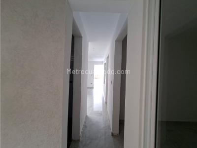 Casa de 5 alcobas en venta en Ciudad 2000, Cali, 210 m² · foto 10 de 20