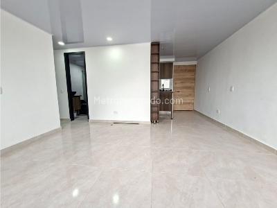 Apartamento de 2 alcobas en venta en Villa Del Lago, Cali, 44 m² · foto 5 de 15
