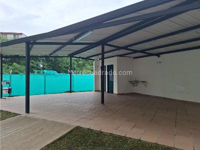 Apartamento de 2 alcobas en venta en Villa Del Lago, Cali, 44 m² · foto 15 de 15