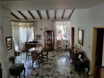 Casa de 4 alcobas en venta en Ciudad Jardin, Cali, 1581 m² · foto 15 de 20