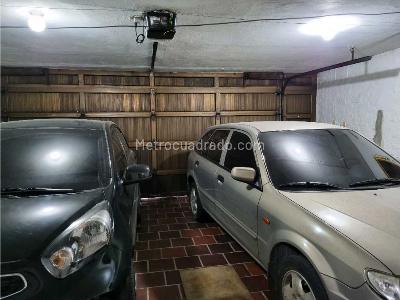 Casa de 4 alcobas en venta en Ciudad Jardin, Cali, 1581 m² · foto 20 de 20