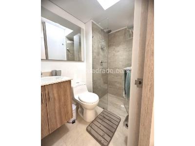 Apartamento de 2 alcobas en venta en Los Cambulos, Cali, 73 m² · foto 9 de 11