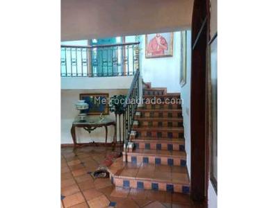 Casa de 4 alcobas en venta en Ciudad Jardin, Cali, 950 m² · foto 5 de 11