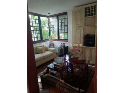 Casa de 4 alcobas en venta en Ciudad Jardin, Cali, 950 m² · foto 6 de 11