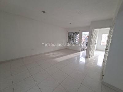 Casa de 5 alcobas en venta en Cristobal Colon, Cali, 468 m² · foto 3 de 20