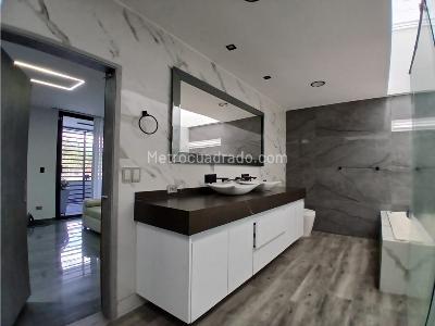 Casa de 3 alcobas en venta en San Joaquin, Cali, 289 m² · foto 11 de 20