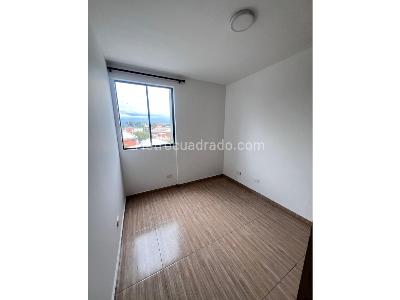 Apartamento de 2 alcobas en venta en Primitivo Crespo, Cali, 55 m² · foto 15 de 18