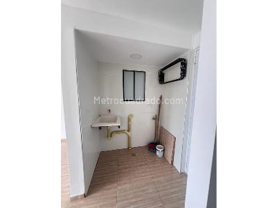 Apartamento de 2 alcobas en venta en Primitivo Crespo, Cali, 55 m² · foto 8 de 18